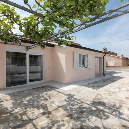 Villa J&M Žbandaj
